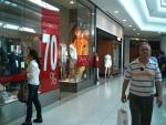 Confira como foi a movimentação das trocas de presentes e liquidações após o feriadão de Natal nos shoppings da Capital
