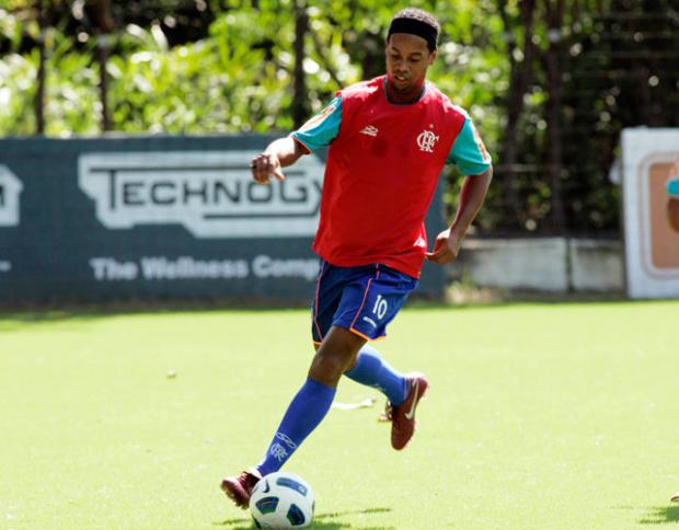 Antonini diz ter tirado o nome de Ronaldinho do catálogo do Grêmio Fábio Borges, Vipcomm/