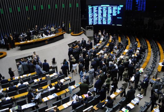 Governo e ruralistas divergem sobre cultivo em APPs e indefinição atrasa votação Wilson Dias/ABR