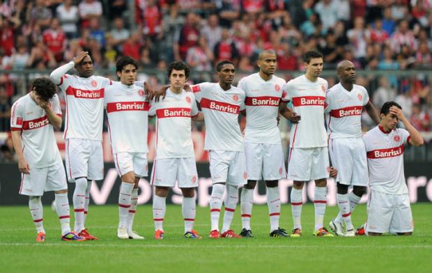 Inter reage, mas perde nos pênaltis para o Barcelona e está fora da final da Copa Audi Christof Stache, AFP/ Inter reage, mas perde nos pênaltis para o Barcelona e está fora da final da Copa Audi Christof Stache, AFP/
