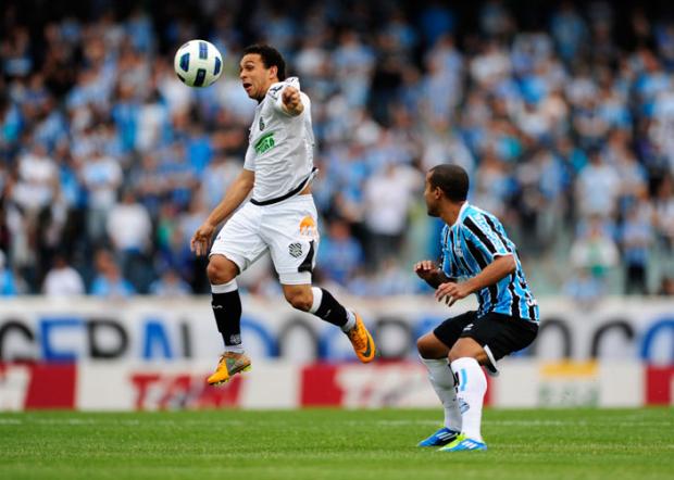 No Dia das Crianças, Grêmio entra na roda e leva 3 a 1 do Figueirense no Olímpico Mauro Vieira/