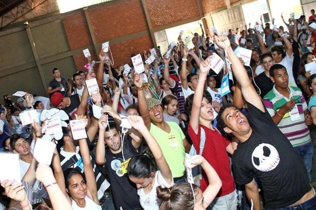 Estudantes se posicionam contra a greve do magistério no Estado Fernando Riegel/Divulgação