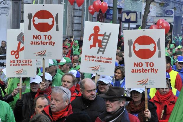 Belgas convocam dia de greve geral em protesto contra medidas de austeridade Georges Gobet/AFP