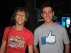 Dudu e Marcelo, personagens da campanha "O Fim do Planeta?", aproveitaram a festa de lançamento