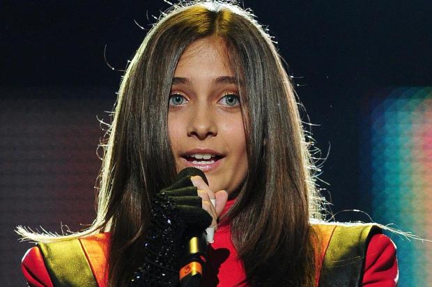 "Quero ser como ele", diz filha de Michael Jackson LEON NEAL/AFP "Quero ser como ele", diz filha de Michael Jackson LEON NEAL/AFP