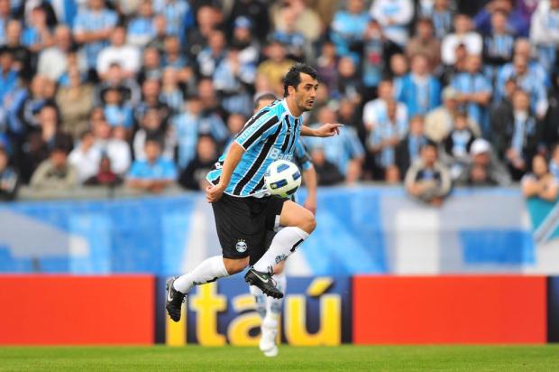Reposição para Douglas já está no grupo do Grêmio, acredita Marcelo Moreno Jefferson Botega/Agencia RBS