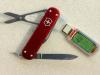 O canivete suíço da Victorinox traz em si um drive de 128 gigabytes, mas também está disponível em versões com 64 Gb, 128 Gb, 256 Gb, 512 Gb e 1 terabyte