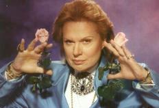 Astrológo Walter Mercado, do bordão "ligue djá", teve alta do hospital  (Reprodução/Agência RBS)