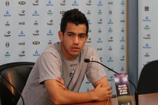 Saimon: Grêmio não precisa de um xerife na defesa, mas sim de bons zagueiros LUCAS UEBEL/PREVIEW.COM/Preview.com Saimon: Grêmio não precisa de um xerife na defesa, mas sim de bons zagueiros LUCAS UEBEL/PREVIEW.COM/Preview.com