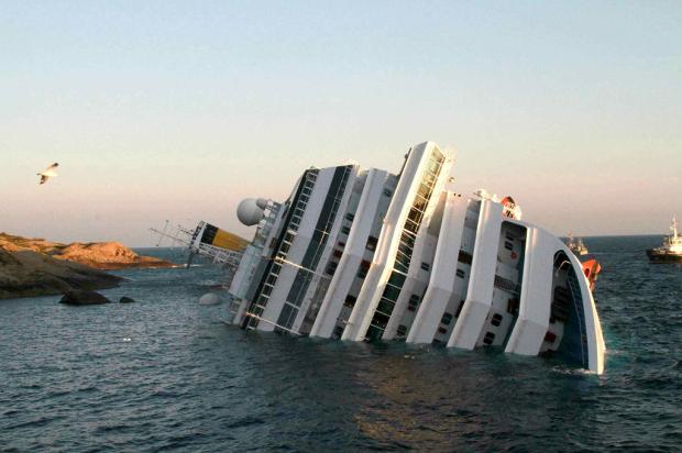 Pelo menos 11 gaúchos estão entre os passageiros de navio que naufragou na costa da Itália Stringer, AFP/