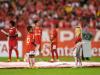 Crianças entraram em campo com jogadores do Inter na partida contra o Once Caldas