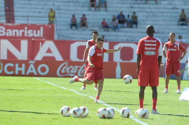 Relembre como foram os 12 dias que quase tiraram D'Alessandro do Inter Ronaldo Bernardi/ Relembre como foram os 12 dias que quase tiraram D'Alessandro do Inter Ronaldo Bernardi/