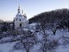 Catedral Cristã Ortodoxa ficou coberta de neve em uma paisagem típica de inverno em Kiev, na Ucrânia