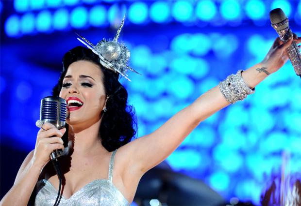 Katy Perry e Coty Inc. anunciam parceria em novo perfume Divulgação/ Katy Perry e Coty Inc. anunciam parceria em novo perfume Divulgação/