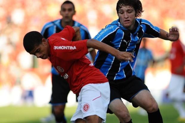 Mário Fernandes ganha e agarra chance na lateral direita do Grêmio em 2009 Daniel Marenco/Agencia RBS