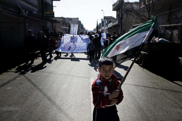 Ataque com morteiros deixa mais de 200 civis mortos na Síria Alessio Romenzi/AFP