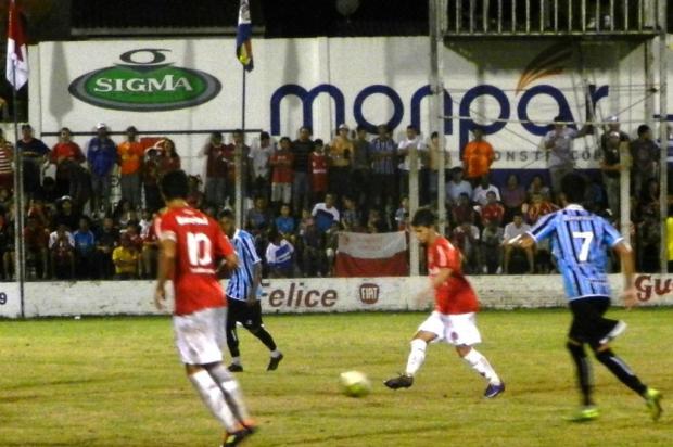 Grêmio vence Gre-Nal da Copa Santiago de futebol juvenil por 2 a 1 Divulgação/Copa Santiago Grêmio vence Gre-Nal da Copa Santiago de futebol juvenil por 2 a 1 Divulgação/Copa Santiago