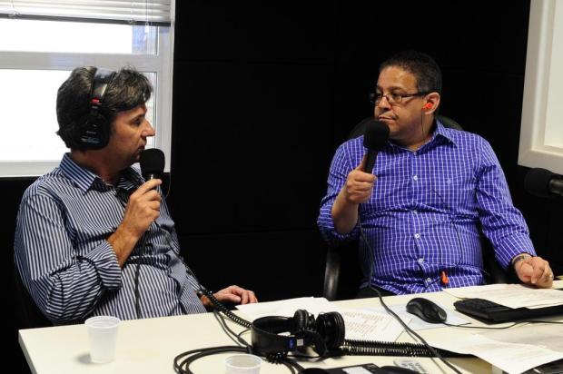 Caio Júnior rebate críticas: "Ninguém fala que o Guardiola é o Professor Pardal" Ricardo Duarte/Agencia RBS