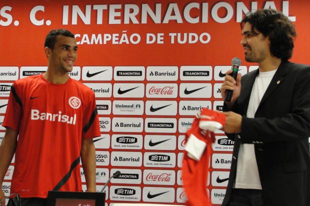 Após estreia no Gre-Nal, volante Fransérgio é apresentado pelo Inter Alexandre Ernst/ Após estreia no Gre-Nal, volante Fransérgio é apresentado pelo Inter Alexandre Ernst/