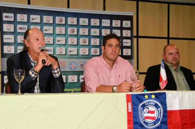 Paulo Roberto Falcão é apresentado como novo treinador do Bahia ECBahia/Divulgação Paulo Roberto Falcão é apresentado como novo treinador do Bahia ECBahia/Divulgação