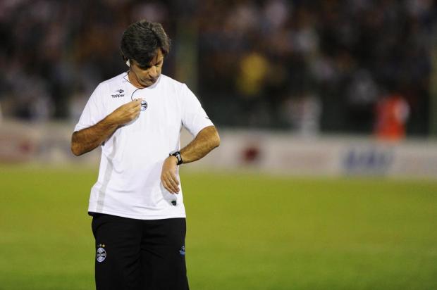 Caio Júnior destaca atitude dos jogadores para buscar virada contra o Ypiranga Ricardo Duarte/ Caio Júnior destaca atitude dos jogadores para buscar virada contra o Ypiranga Ricardo Duarte/
