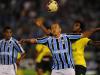 Marquinhos divide bola no Colosso da Lagoa