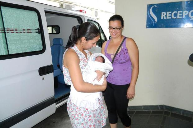 Após mais de um mês de internação, gestante que esperou leito por três dias deixa o hospital Luane Magalhães/Agência RBS Após mais de um mês de internação, gestante que esperou leito por três dias deixa o hospital Luane Magalhães/Agência RBS