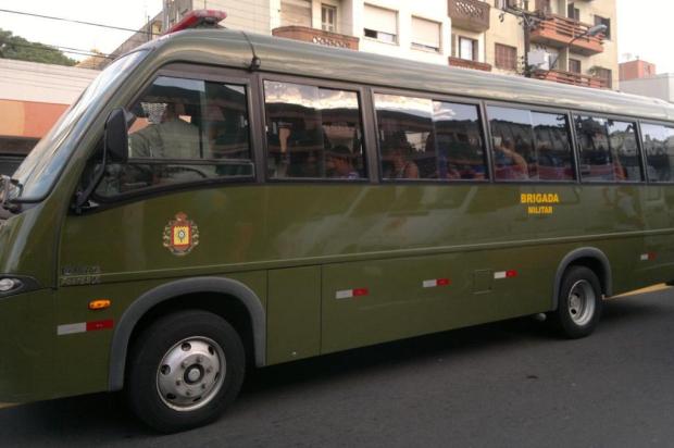 Após quatro horas, criminosos libertam reféns em banco na Avenida da Azenha Carlos Macedo/Especial