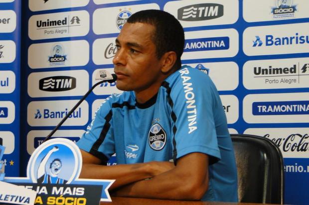 Atitude e profissionalismo: credenciais de Gilberto Silva por vaga no Grêmio Adriano de Carvalho/Agencia RBS