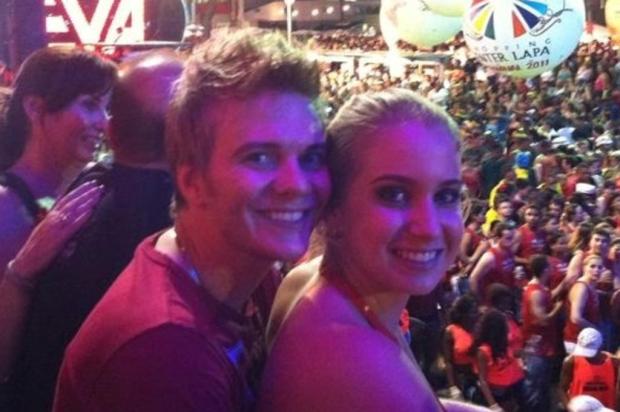 Mulher de Michel Teló anuncia fim do casamento Arquivo Pessoal/Arquivo Pessoal Mulher de Michel Teló anuncia fim do casamento Arquivo Pessoal/Arquivo Pessoal