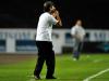 À beira do campo, Caio Júnior gritou bastante e orientou a equipe