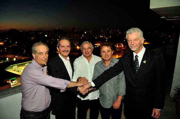 "Prazo não será longo para que a reforma seja reiniciada", diz ministro sobre o Beira-Rio Jefferson Botega/