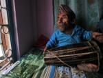 Nepalês de 56 centímetros disputa título de menor homem do mundo
