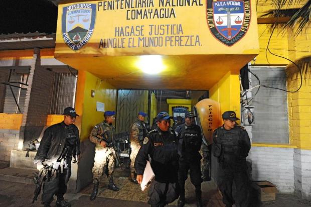 Incêndio em penitenciária em Honduras matou pelo menos 358 pessoas, segundo autoridades locais Orlando Sierra/AFP