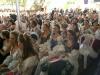 Por volta das 16h40min, muita gente já espera pela presidente nos Pavilhões