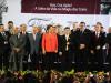 Autoridades perfiladas para execução do hino nacional