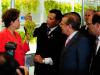 Dilma experimentou grão de uva durante visita aos Pavilhões
