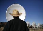 Nos Estados Unidos, astrônomos retomam busca por espécies alienígenas Ramin Rahimian/NYTNS Nos Estados Unidos, astrônomos retomam busca por espécies alienígenas Ramin Rahimian/NYTNS