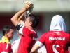 Bolívar tenta aliviar calor no Estádio Beira-Rio