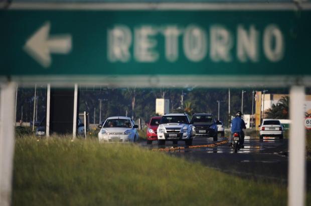 Retorno do feriadão de Carnaval deve ter movimento histórico na freeway e na estrada Balneário Pinhal-Viamão Mauro Vieira/Agencia RBS Retorno do feriadão de Carnaval deve ter movimento histórico na freeway e na estrada Balneário Pinhal-Viamão Mauro Vieira/Agencia RBS