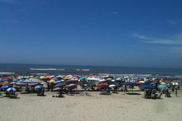 Sol brilha no litoral depois da manhã de nevoeiros Lúcio Brancato,Agência RBS/Sucursal de Praia