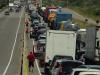 14h40: congestionamento na BR-116, em Laguna, no retorno do litoral catarinense para o RS