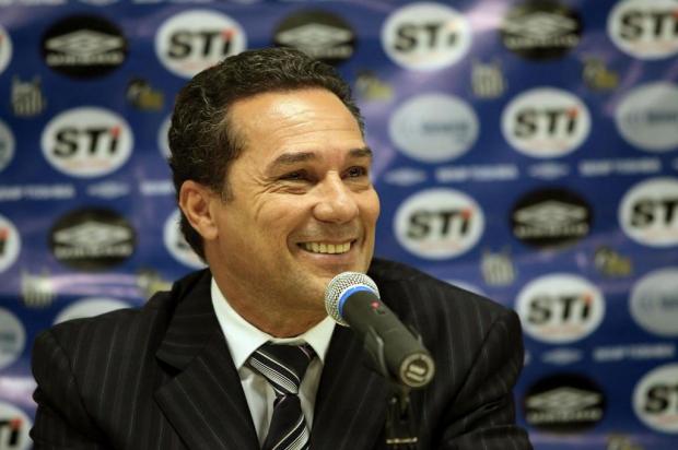 Saiba como foram as negociações que trouxeram Luxemburgo ao Grêmio Ver Descrição/Ver Descrição