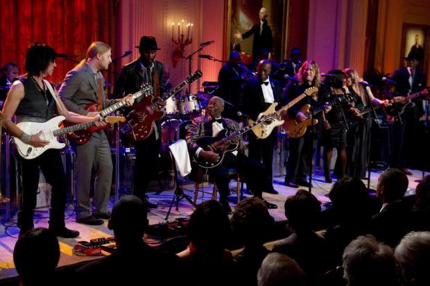 Obama participa de noite de blues com Mick Jagger e B.B. King na Casa Branca JIM WATSON/AFP Obama participa de noite de blues com Mick Jagger e B.B. King na Casa Branca JIM WATSON/AFP