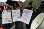 Gregos vão às ruas para protestar contra novos cortes (Louisa Gouliamaki/AFP)