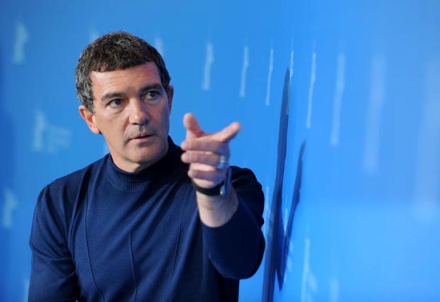 Antonio Banderas irá interpretar o pintor Pablo Picasso no cinema GERARD JULIEN/AFP
