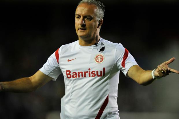 Dorival Júnior sobre a eliminação: "o Grêmio foi superior em toda a partida" Diego Vara/