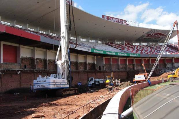 "Se será no Beira-Rio ou não, já tenho minhas dúvidas", afirma Tarso sobre a Copa no Estado Diego Guichard/