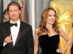 Nova biografia relata histórias do casal Angelina Jolie e Brad Pitt AP/Holofote Nova biografia relata histórias do casal Angelina Jolie e Brad Pitt AP/Holofote