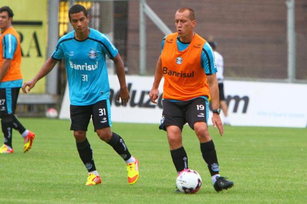 Vanderlei Luxemburgo testa formação em losango no meio com Marquinhos Lucas Uebel/Divulgação,gremio.net